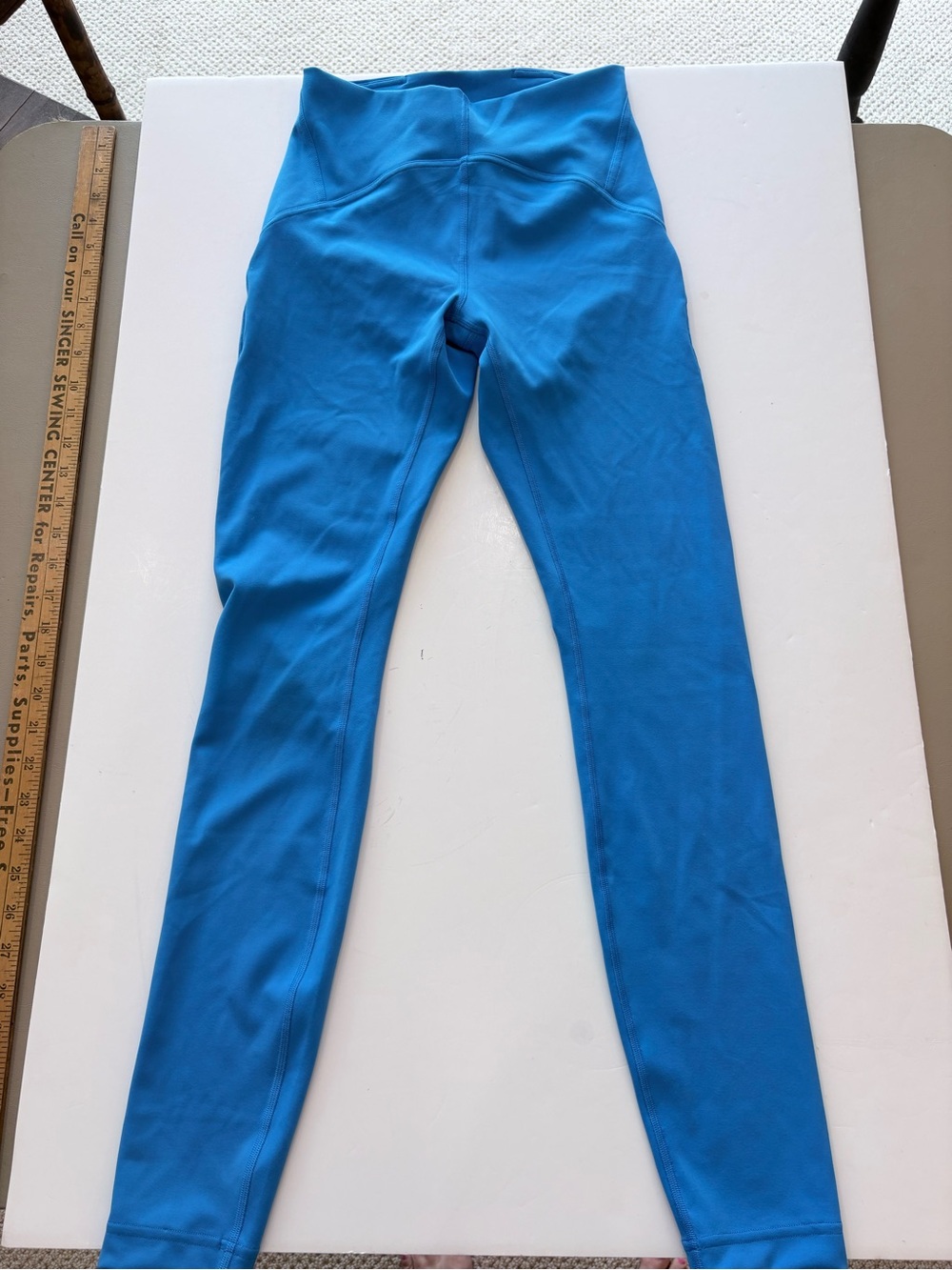 lululemon  Bright Blue Performance Leggings F96
